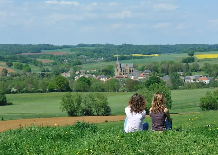 Zythogite 8 Personnes Avec Jardin, Bbq Tintigny