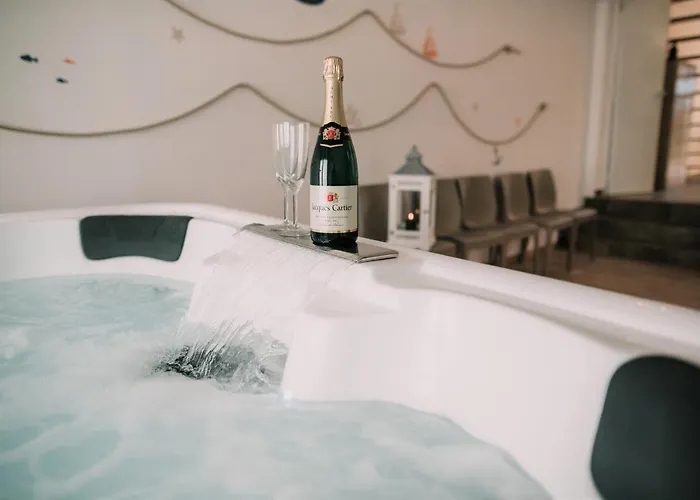 公寓 Zythogite 8 Personnes Avec Jardin, Bbq Tintigny