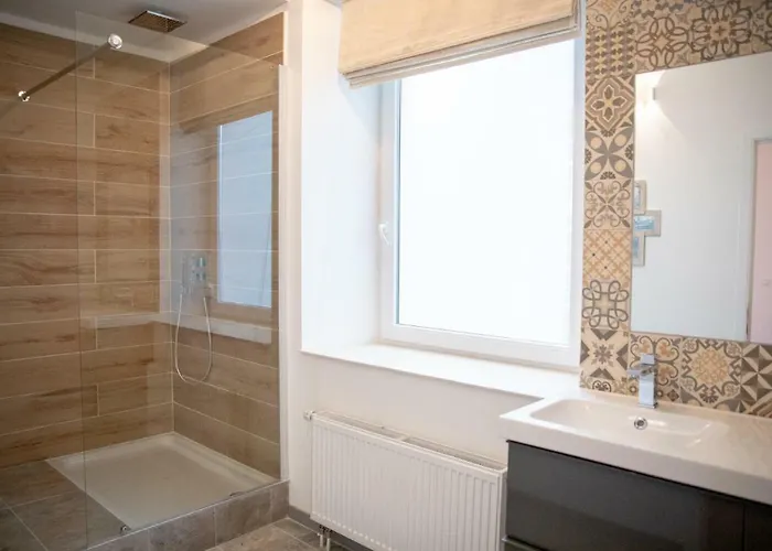 Zythogite 8 Personnes Avec Jardin, Bbq * Tintigny